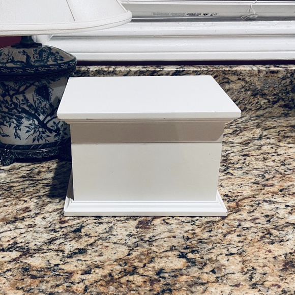 Furio Home White Wooden Box - Picture 1 of 7